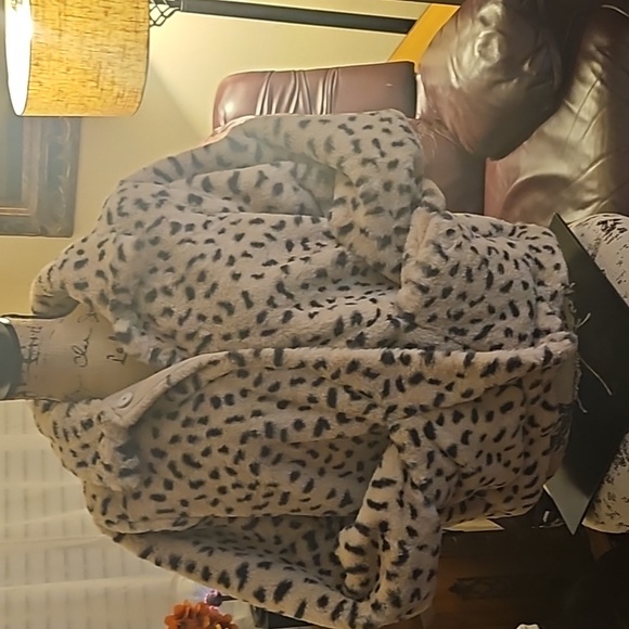 DIVIDED LEOPARD PRINT 🐆 - Picture 2 of 8